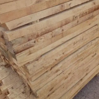 长期大量出售杨木木方，长度1米，宽5.5厘米，厚度1.6厘米，质量很好！